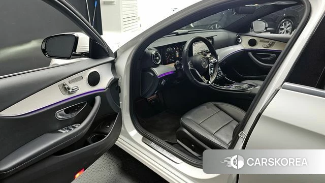 Mercedes-Benz E-Class W213 id 4370723 из Кореи 34
