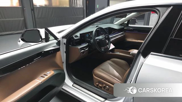 Hyundai Grandeur Hybrid (GN7) id 3934361 из Кореи 20