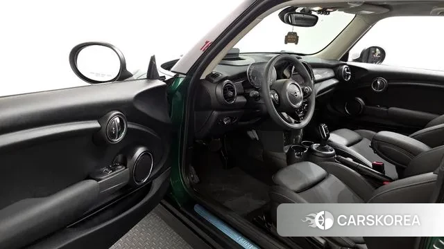 Mini Cooper id 3665996 из Кореи 20