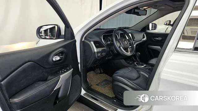 Jeep Cherokee (KL) id 4398011 из Кореи 34