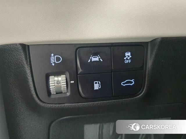 Hyundai The New Grandeur IG id 4401521 из Кореи 19