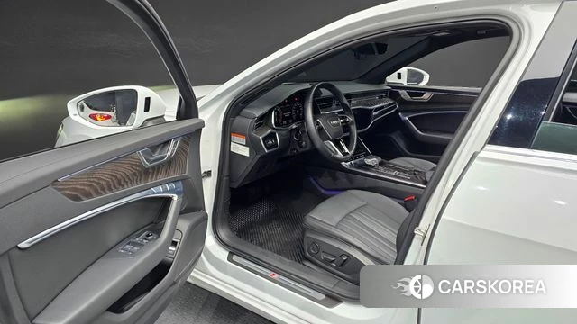 Audi A6 (C8) id 4202772 из Кореи 30