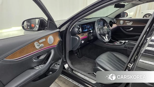 Mercedes-Benz E-Class W213 id 4573970 из Кореи 33