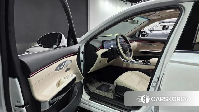 Genesis GV70 id 4505561 из Кореи 32