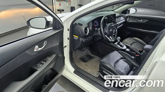 Kia Come New K3 id 2436383 из Кореи 20