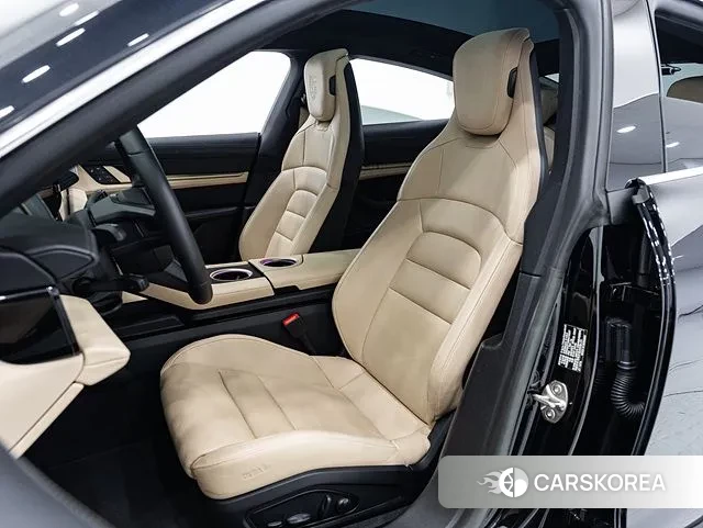 Porsche Taycan id 3405325 из Кореи 18