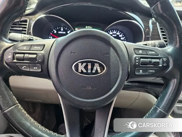 Kia The New Carnival id 2961777 из Кореи 13