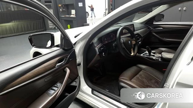 BMW 5 Series (G30) id 3904905 из Кореи 20