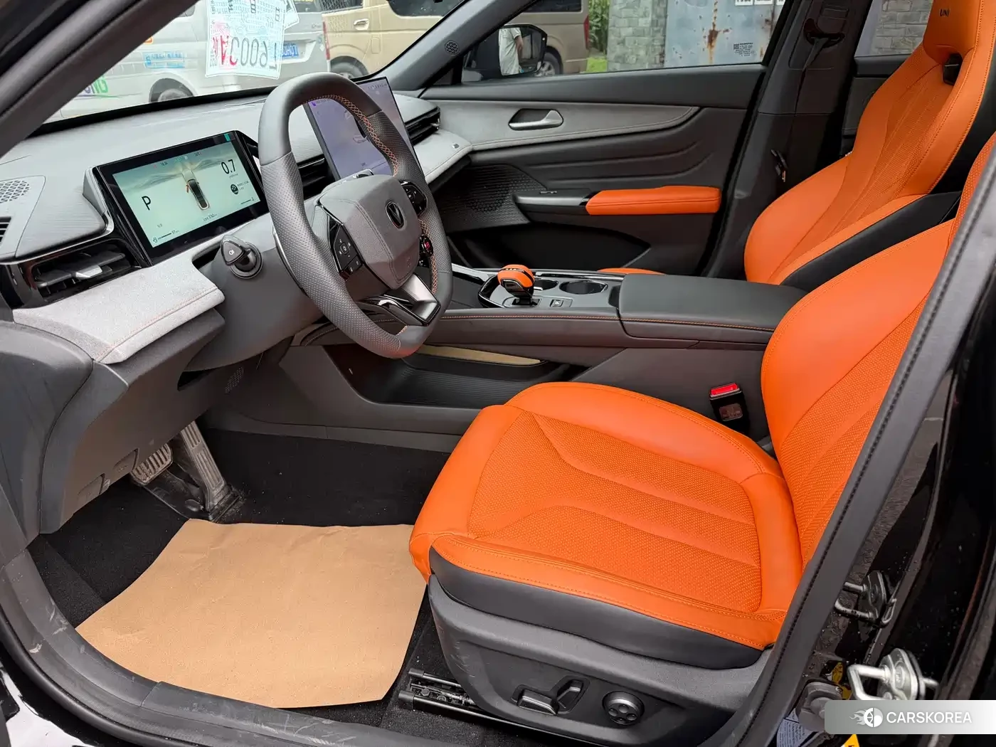 Chang'an Changan UNI-V id 4559645 из Китая 10