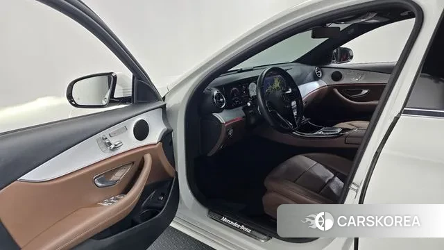 Mercedes-Benz E-Class W213 id 3556739 из Кореи 20