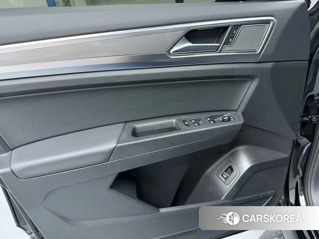 Volkswagen Tourang id 4277337 из Китая 23