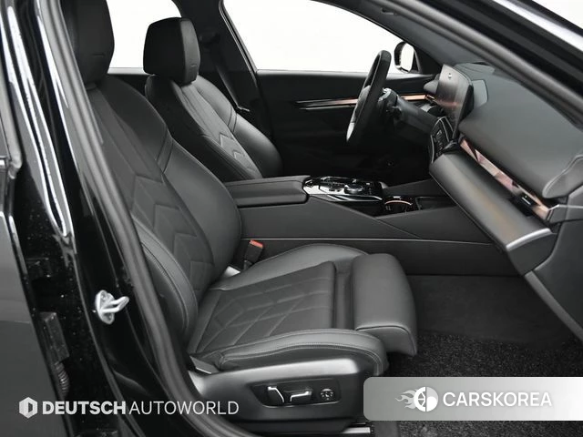 BMW 5 Series (G60) id 3909280 из Кореи 20