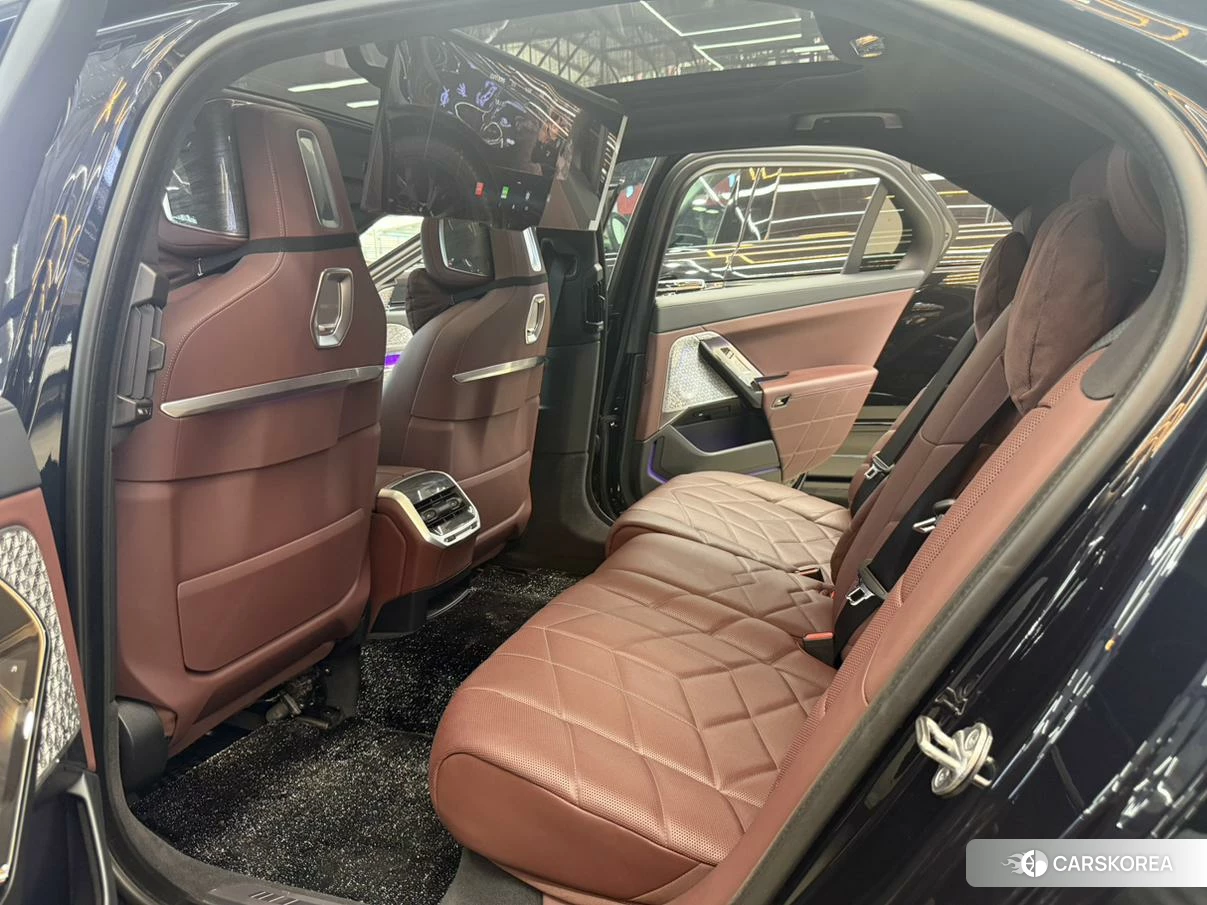 BMW i7 id 4426917 из Китая 17