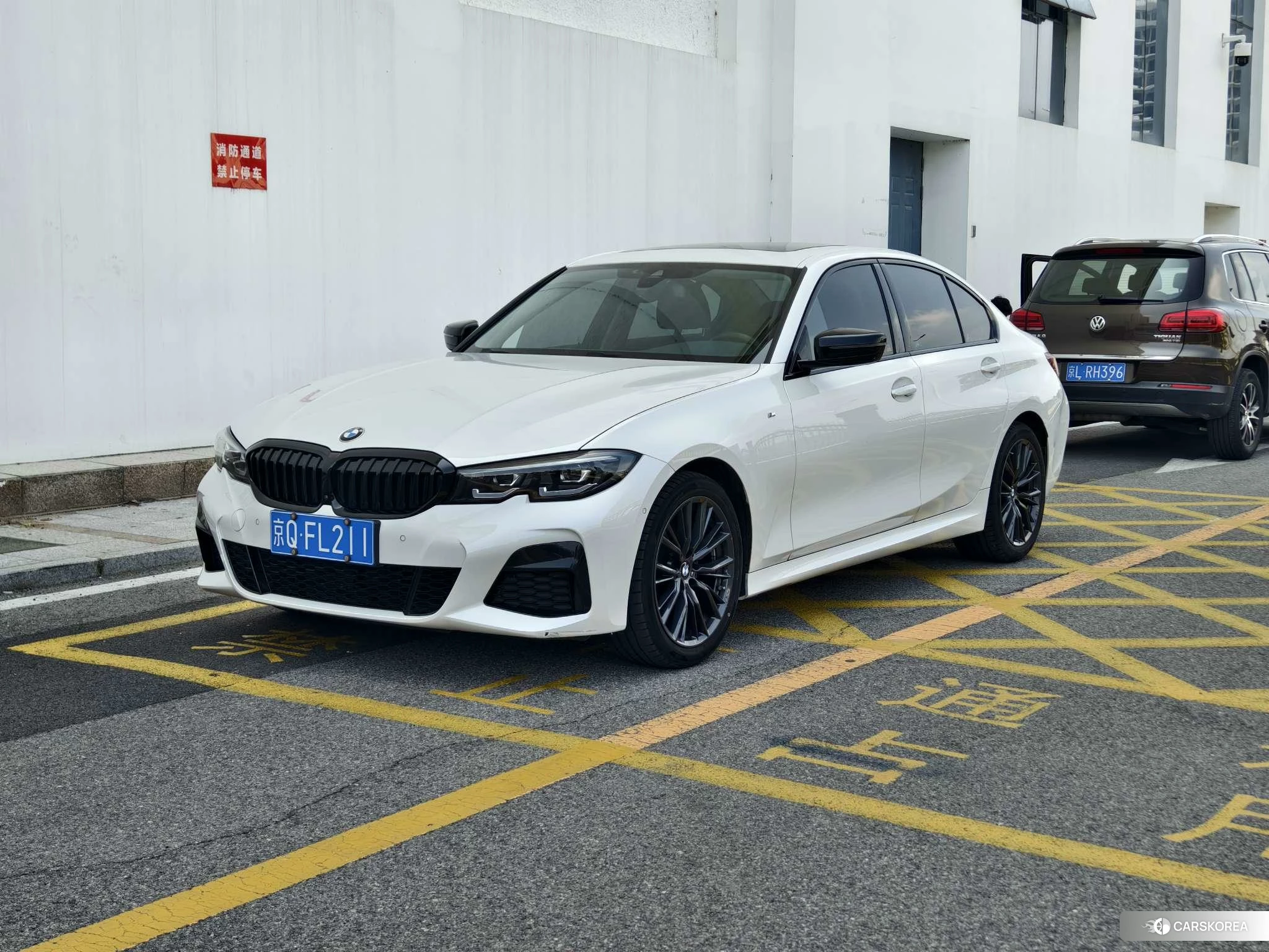 BMW 3 series id 4454210 из Китая 15
