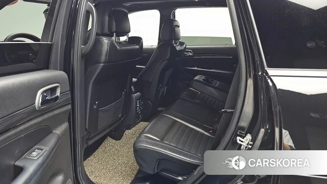 Jeep Grand Cherokee id 4482555 из Кореи 36