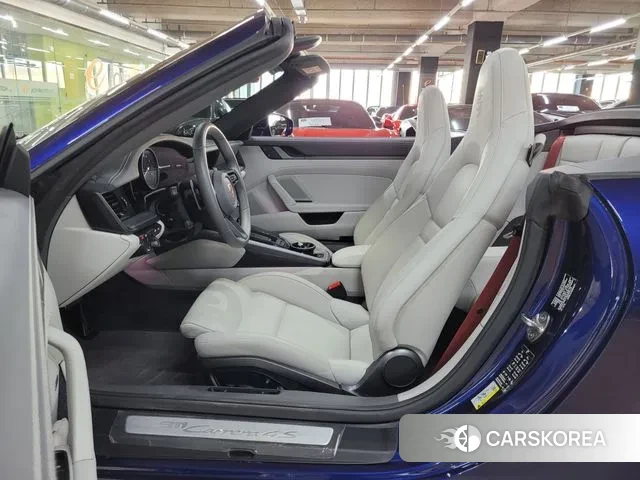 Porsche 911(992) id 3538658 из Кореи 20