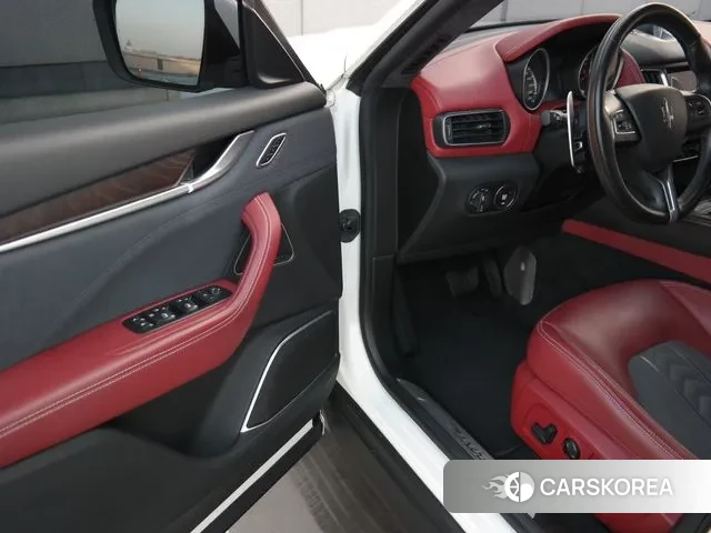 Maserati Levante id 3595798 из Кореи 20