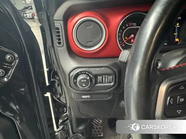 Jeep Gladiator (JT) id 3433445 из Кореи 13