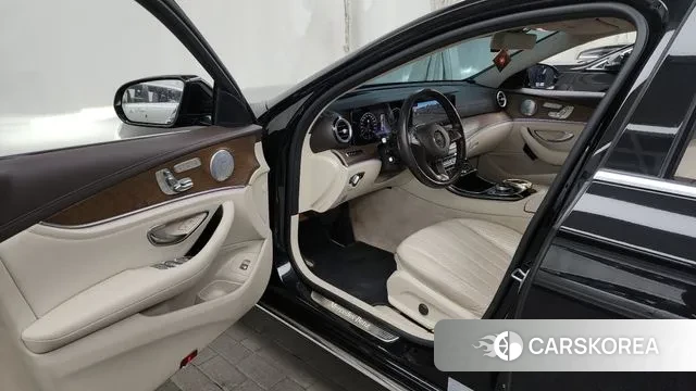 Mercedes-Benz E-Class W213 id 3608375 из Кореи 20