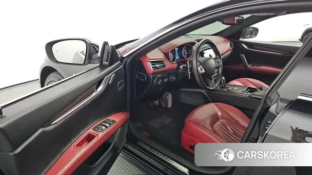 Maserati Ghibli id 3095546 из Кореи 20