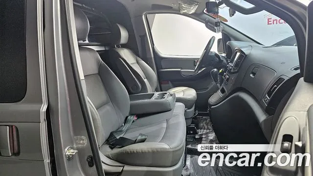 Hyundai The New Grand Starex id 2703551 из Кореи 20