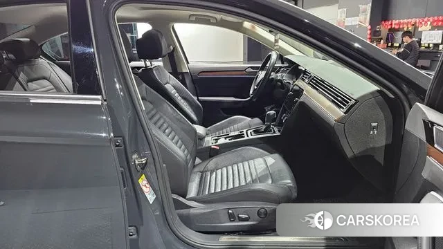 Volkswagen Passat GT (B8) id 3375063 из Кореи 20