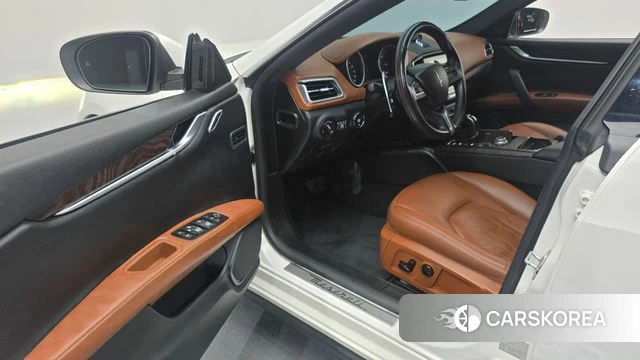 Maserati Ghibli id 4708951 из Кореи 20