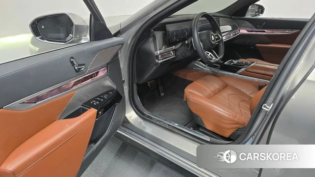 BMW 7 Series (G70) id 4778439 из Кореи 20