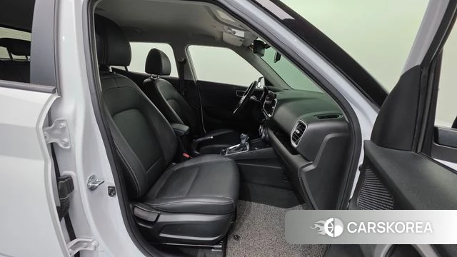 Hyundai Venue id 4507705 из Кореи 29