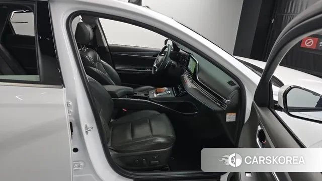 Hyundai The New Grandeur IG Hybrid id 3356439 из Кореи 20