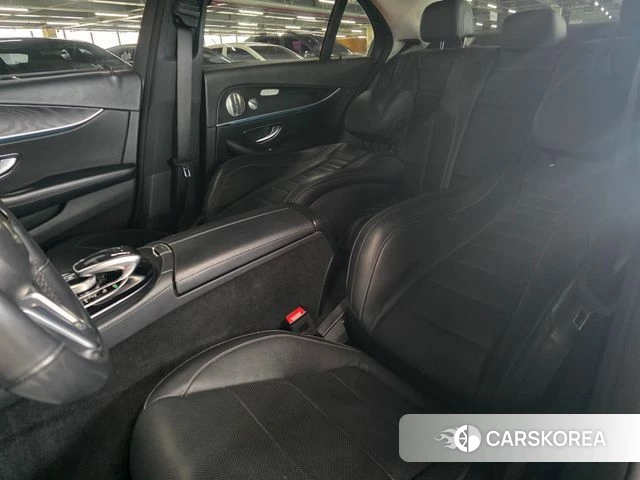 Mercedes-Benz E-Class W213 id 4384551 из Кореи 18