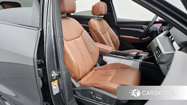 Audi e-Tron id 3058607 из Кореи 20