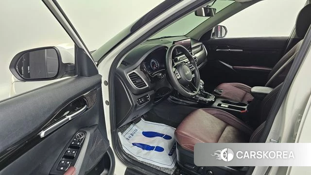 Kia Seltos id 4646585 из Кореи 30