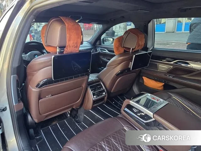 BMW 7 Series (G11) id 3765591 из Кореи 16