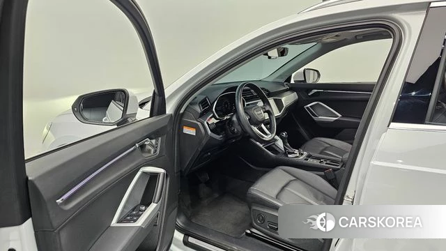 Audi Q3 (F3) id 4201901 из Кореи 30