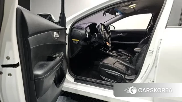 Kia Come New K3 id 3474605 из Кореи 20