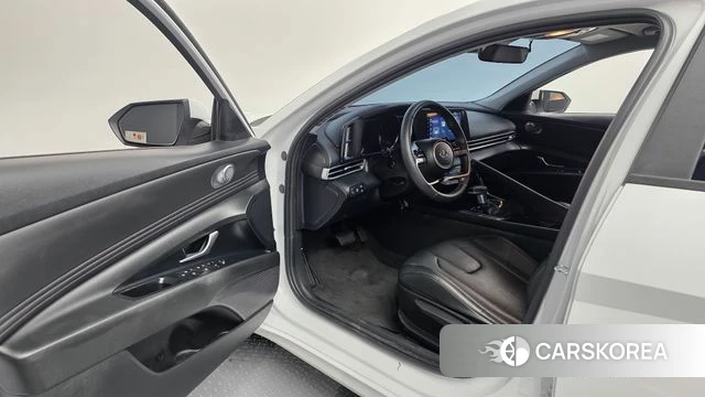 Hyundai Avante Hybrid (CN7) id 4500393 из Кореи 30