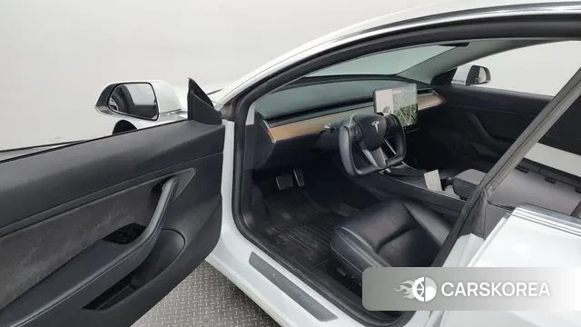 Tesla Model 3 id 3018417 из Кореи 20