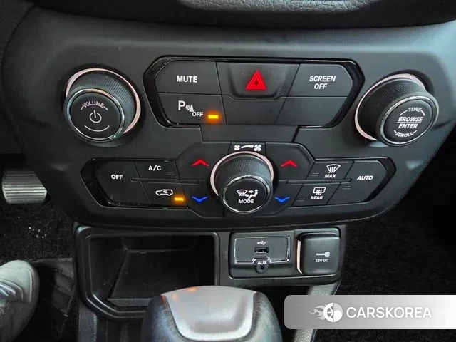 Jeep Renegade id 3395128 из Кореи 19