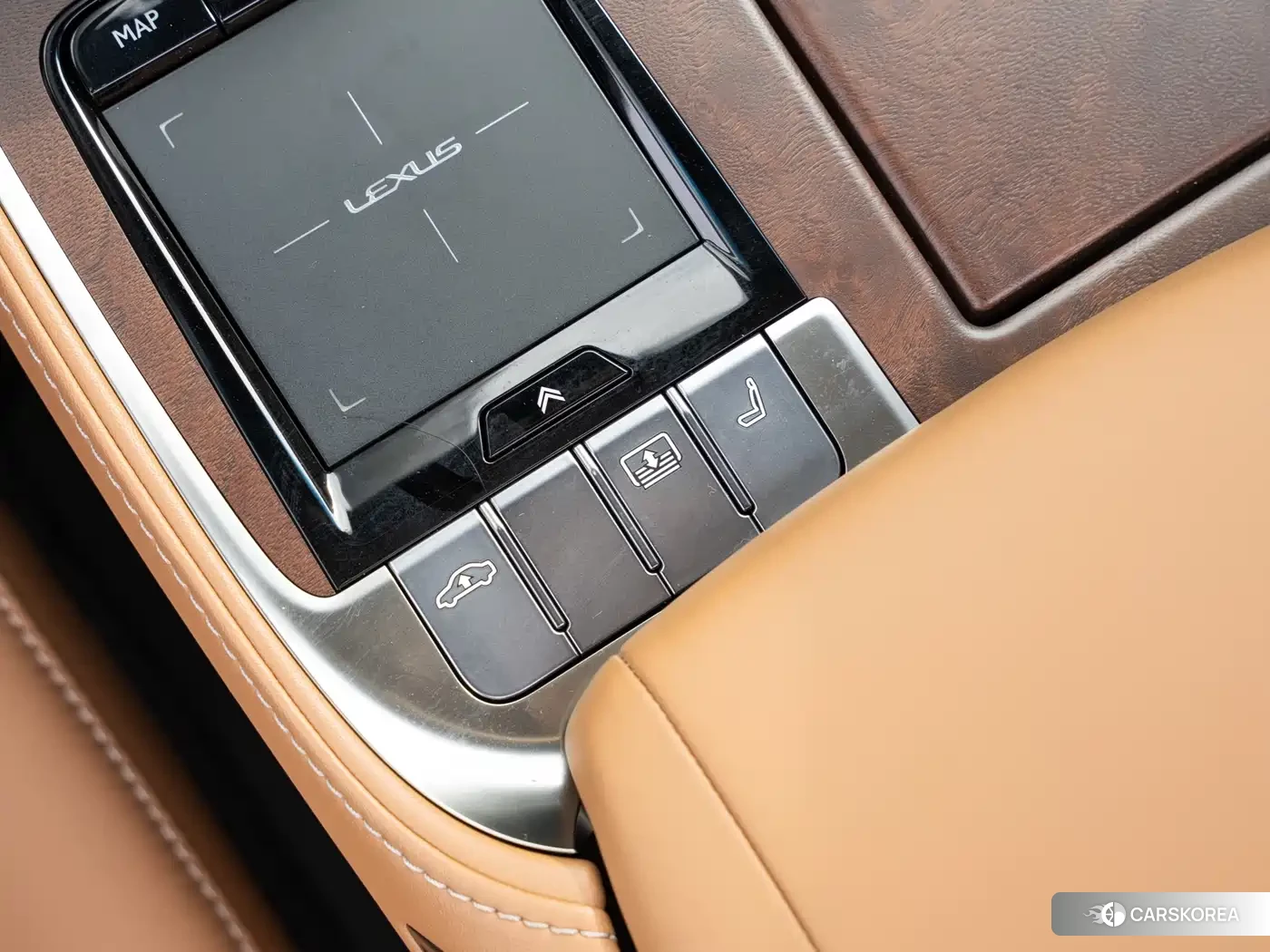 Lexus LS id 4553729 из Китая 22