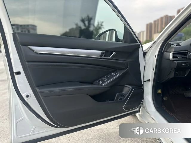 Honda Accord id 4314053 из Китая 17