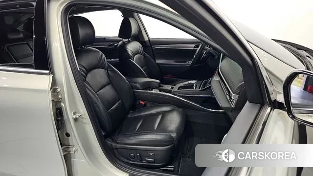 Hyundai The New Grandeur IG id 3018066 из Кореи 20