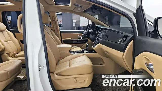 Kia The New Carnival id 2697613 из Кореи 20