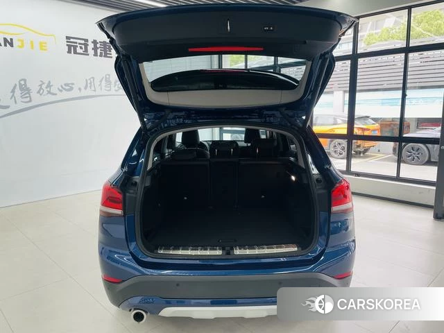 BMW X1 id 4291468 из Китая 17