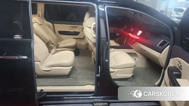 Kia All New Carnival id 2986903 из Кореи 19