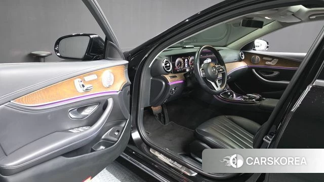 Mercedes-Benz E-Class W213 id 4424782 из Кореи 32