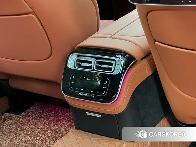 Mercedes-Benz Maybach S-class id 4341848 из Китая 25