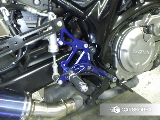 Suzuki GLADIUS 400 id 3947119 из Японии 32