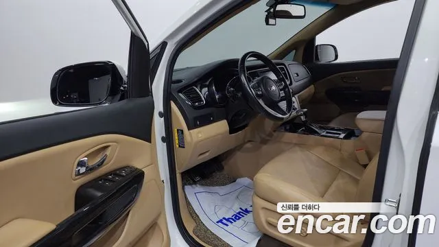 Kia The New Carnival id 2694120 из Кореи 20