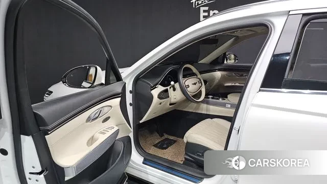 Genesis GV70 id 3426565 из Кореи 20